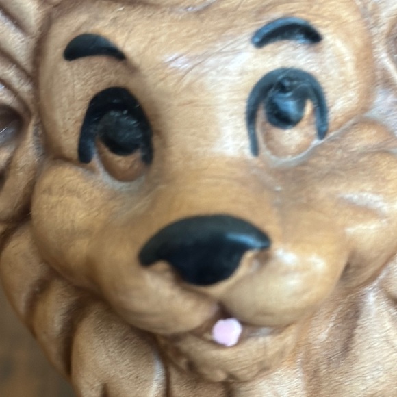 Twin Winton Salt and Pepper Shaker Lions - Picture 5 of 8